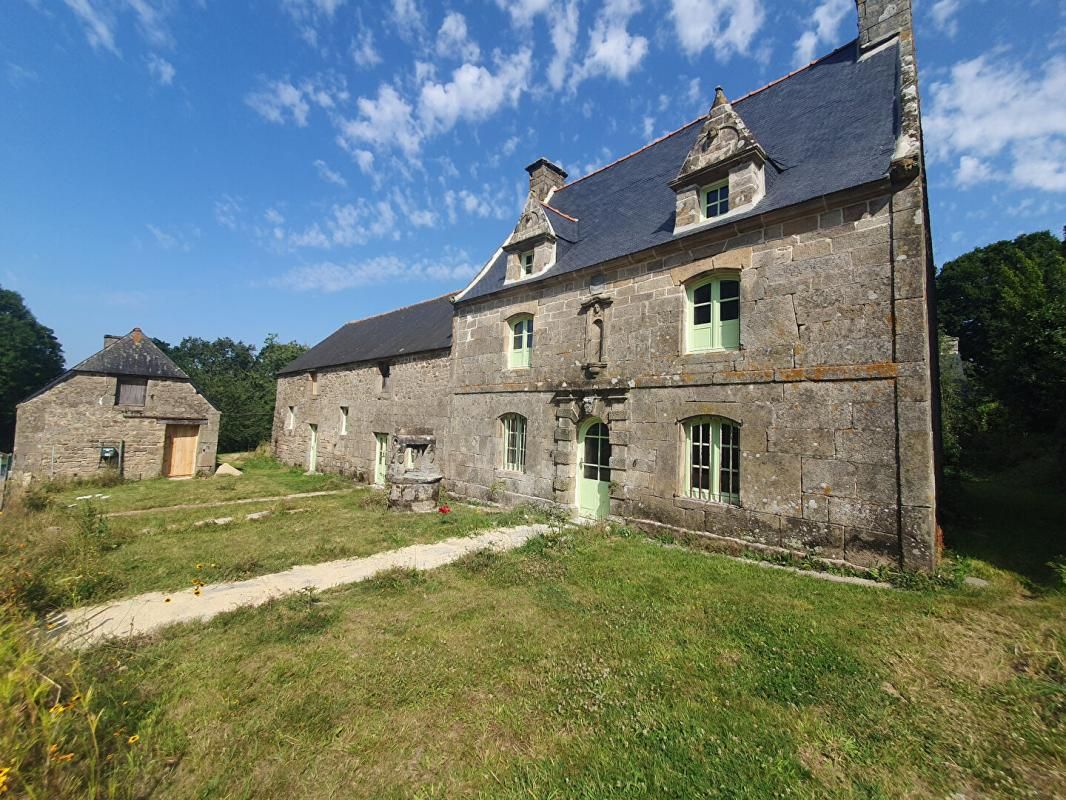 Petit Manoir et ses dépendances