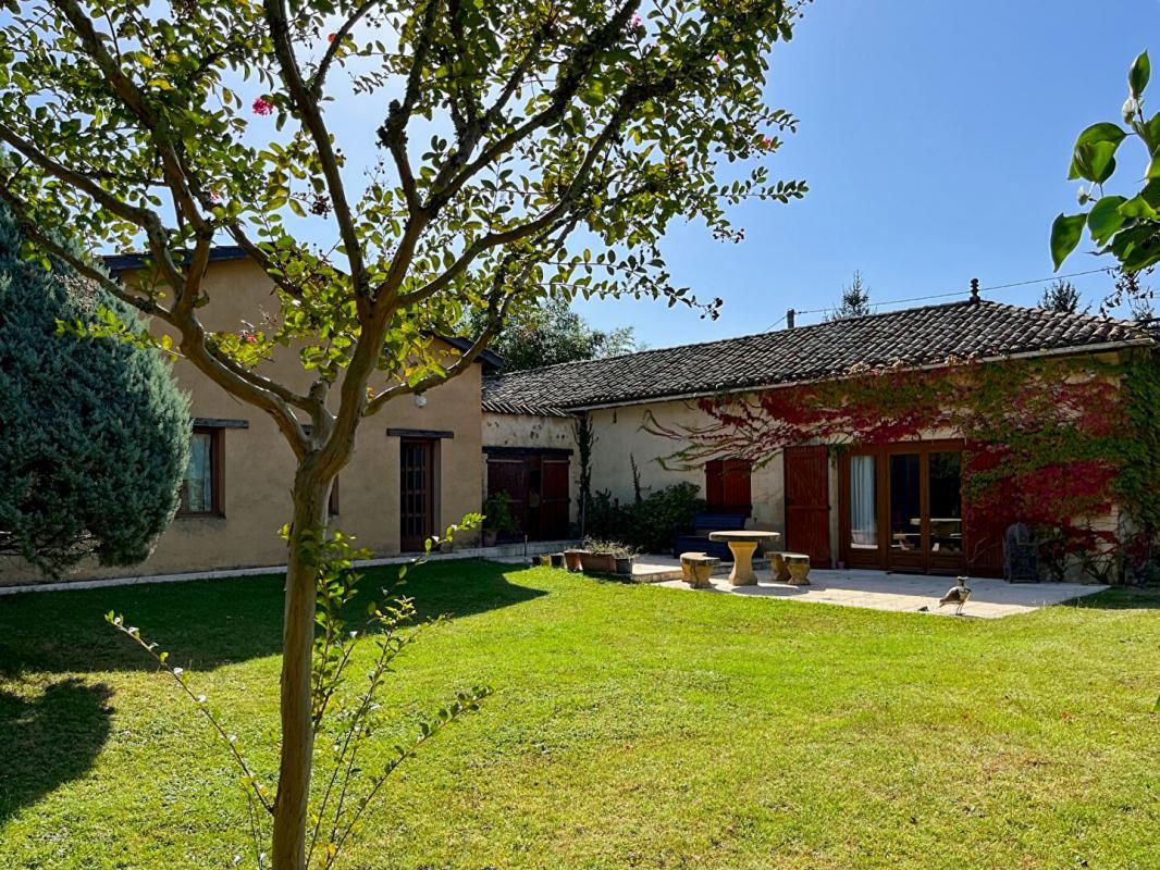 Maison 5 pièce(s) 190 m2