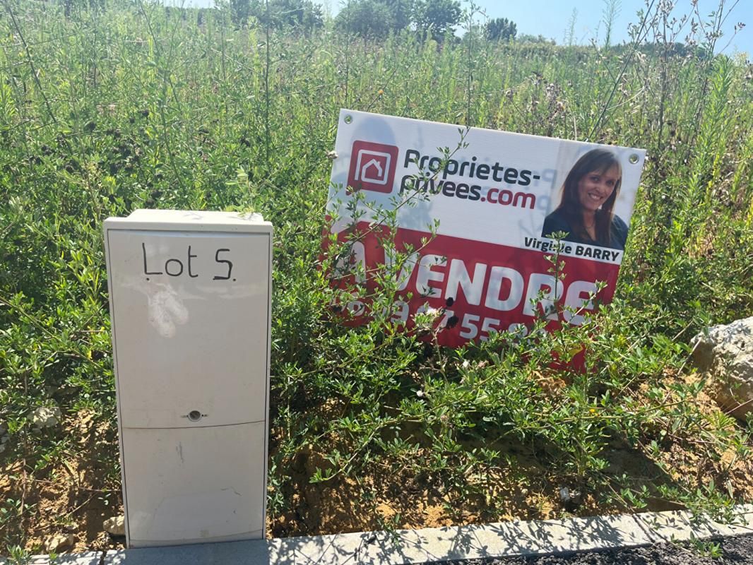 TONNAY-CHARENTE TERRAIN A BATIR DE 556 M² VIABILISE 3