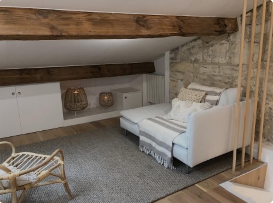 T3, GRAND PLACE. 38m² en loi carrez, 65m² AU SOL