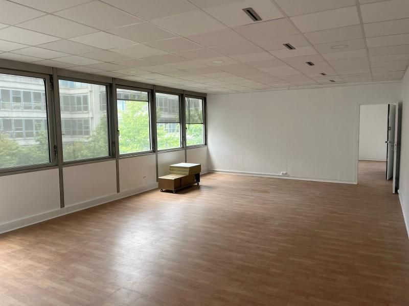 NOISY-LE-GRAND 93160 Noisy le grand- Secteur Mont d'Est - Murs loués, Bureaux - 72 m² , Quartier d'affaires 4