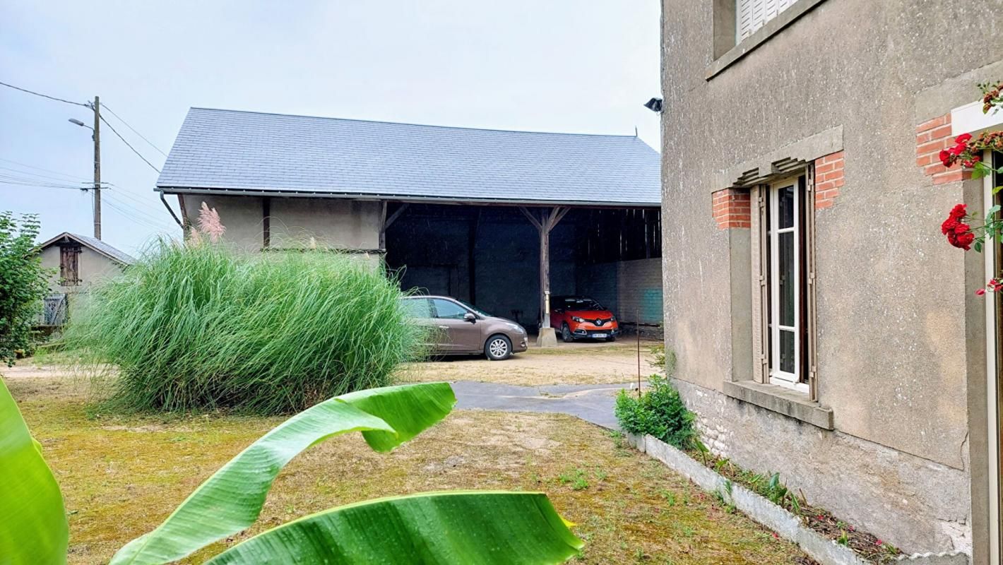 MEZIERES-LEZ-CLERY Maison 4 pièces de 94 m2 3