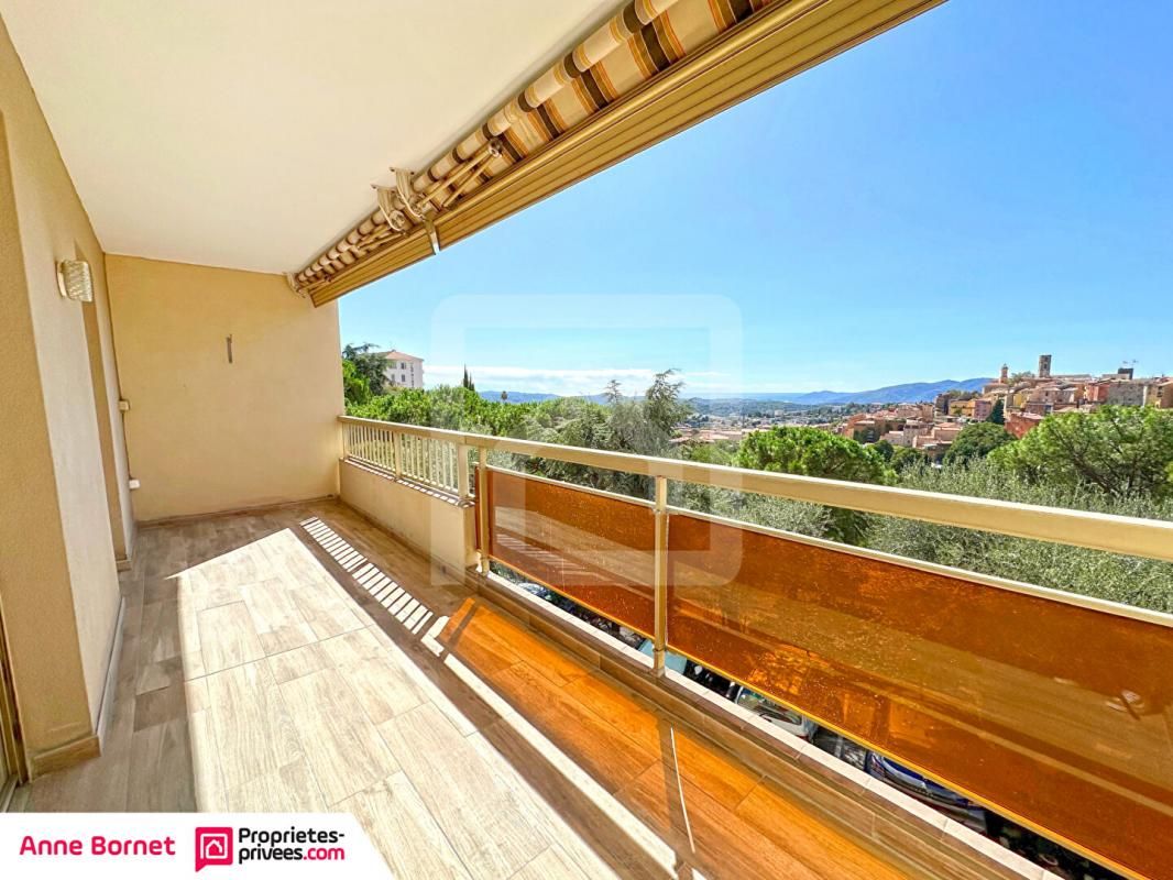 GRASSE Appartement 2 pièces avec 2 terrasses, double garage et cave - VUE MER