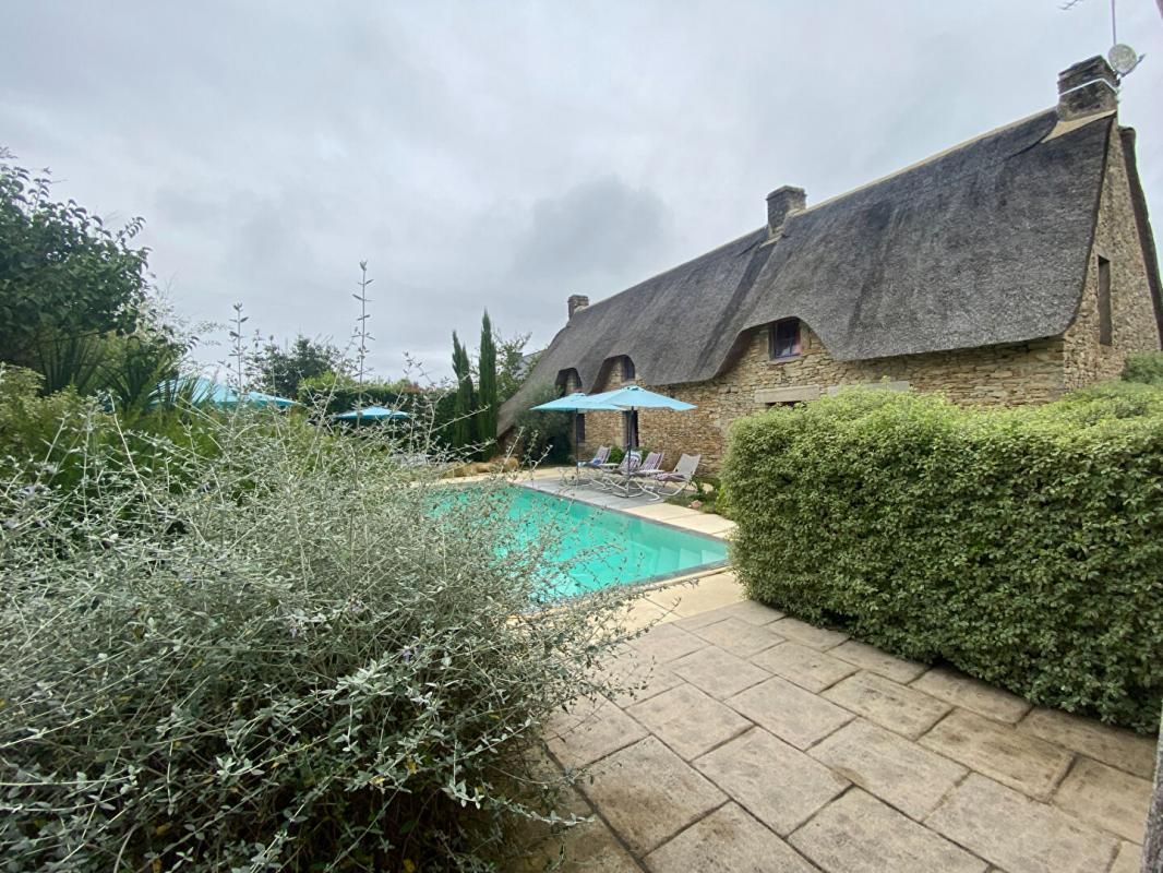 GUERANDE GUERANDE : BELLE CHAUMIERE AVEC PISCINE POSSIBILITE CHAMBRE D'HÖTES 3