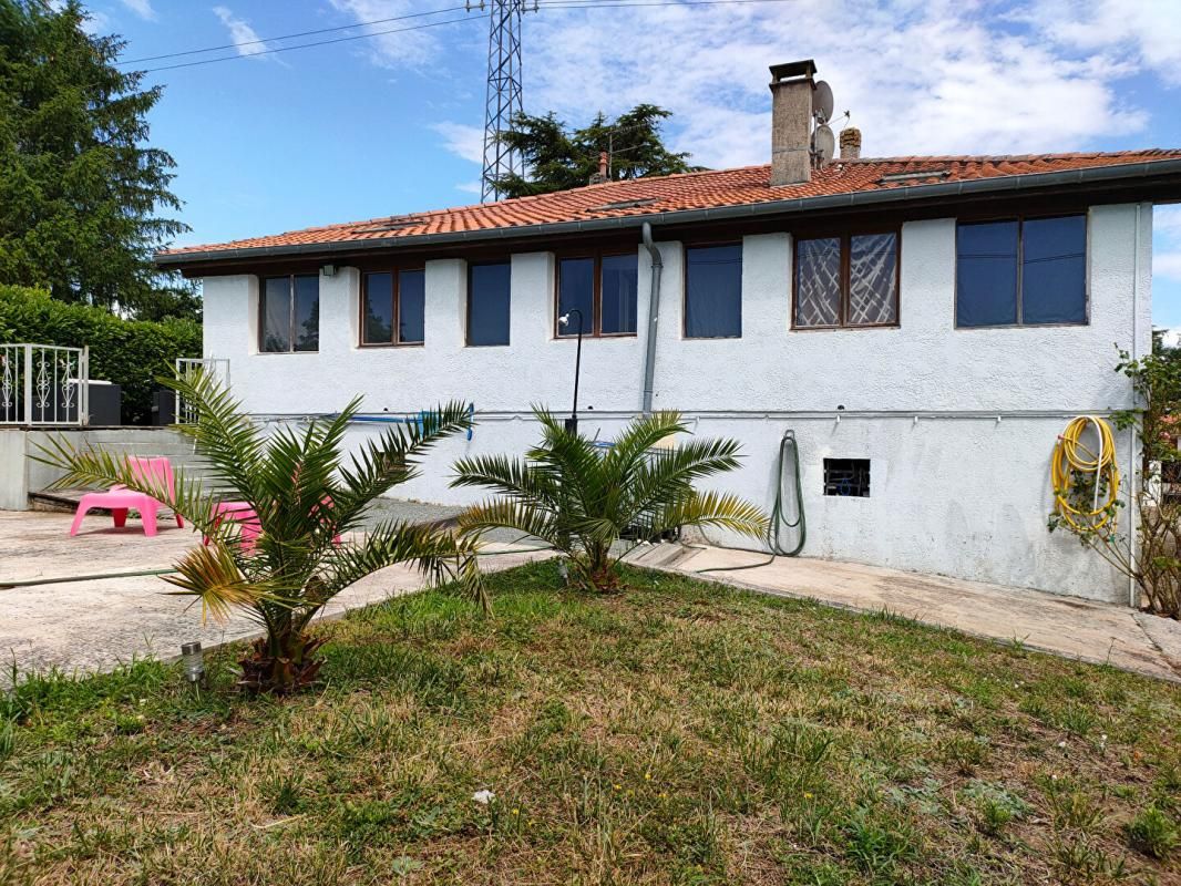 YVRAC Maison 126 m² + studio 42 m² 4