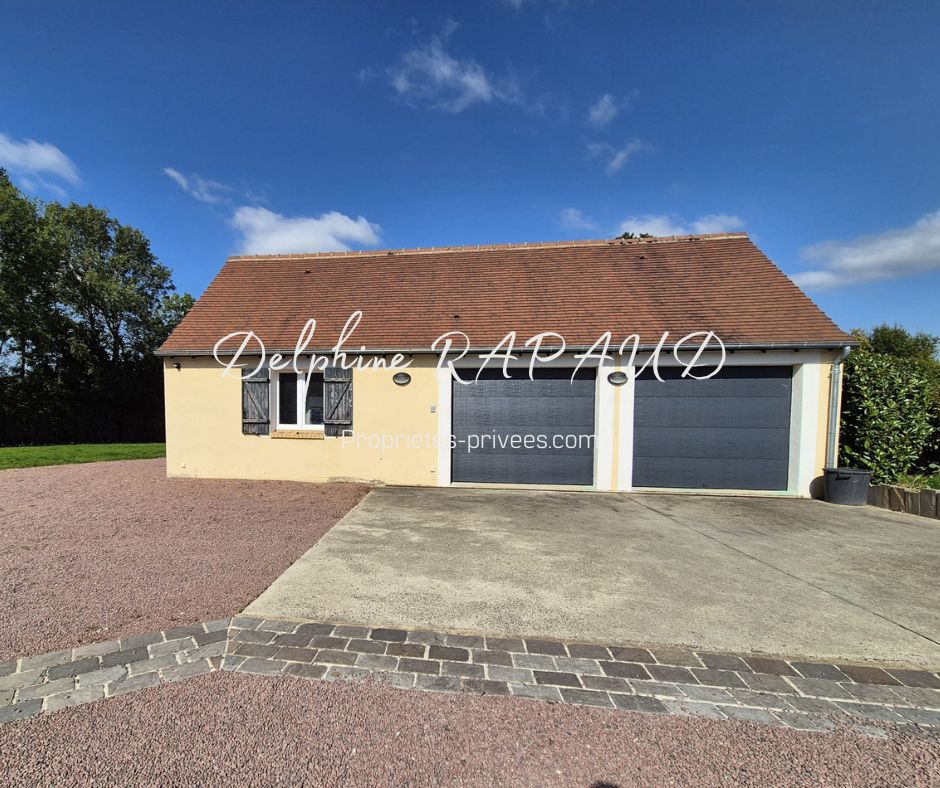 NOGENT-LE-ROTROU Maison de plain-pied à 10 minutes de Nogent-Le-Rotrou de 146 m2 2