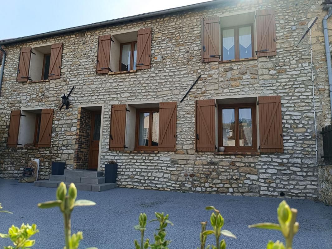 SAINT-MARTIN-LA-GARENNE Maison Saint Martin La Garenne 5 pièce(s) 130 m2 3
