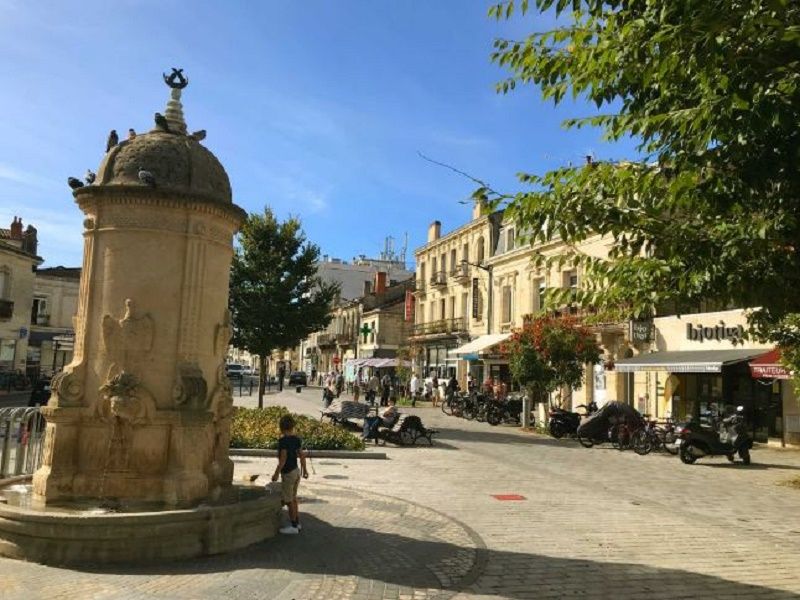 BORDEAUX Exclusivité. Echoppe Bordeaux Nansouty 53 m2 avec jardin de 25 m2 pour investisseur 2