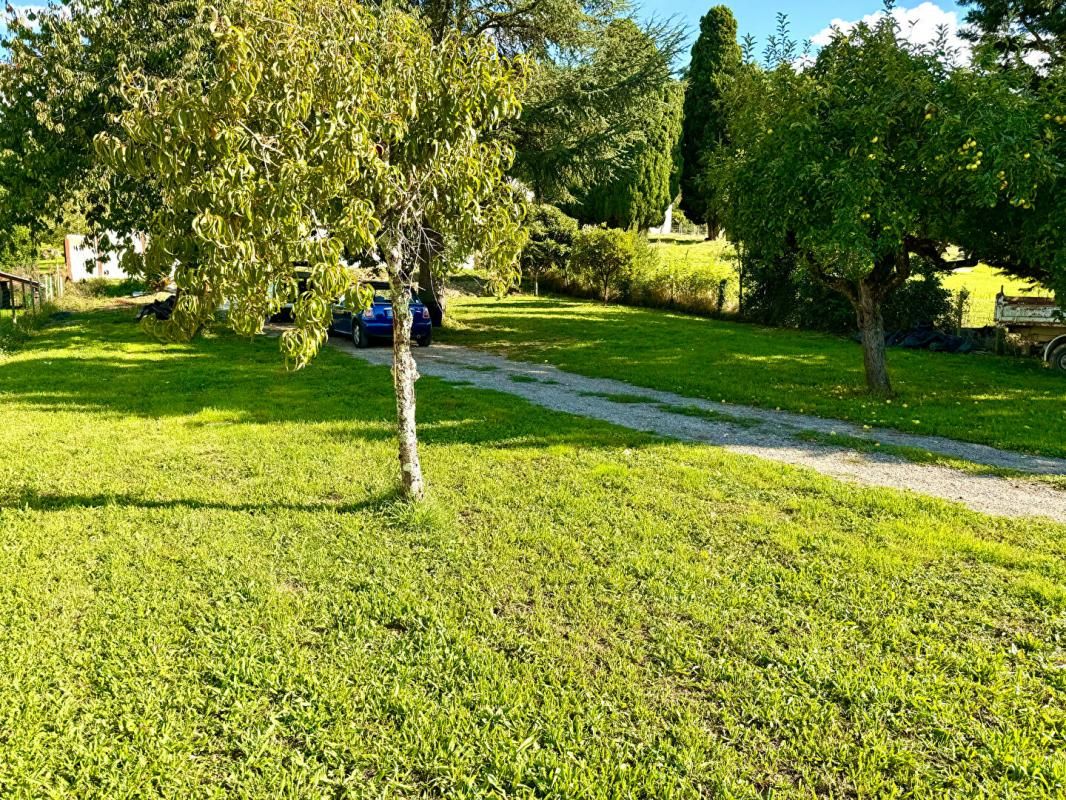 FLAUJAGUES Terrain 600 m2 2