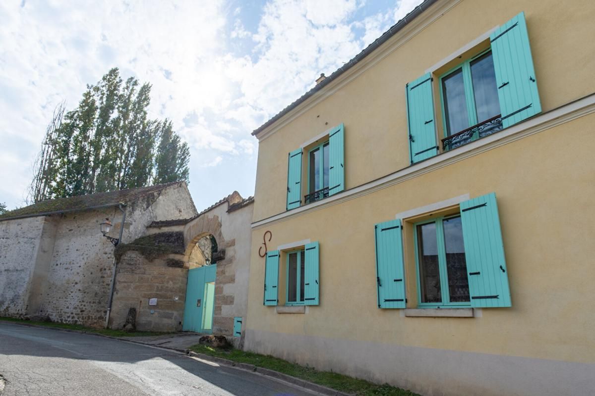 EXCLUSIVITE PROPRIETES-PRIVEES - Corps de ferme à vendre sur Frémainville