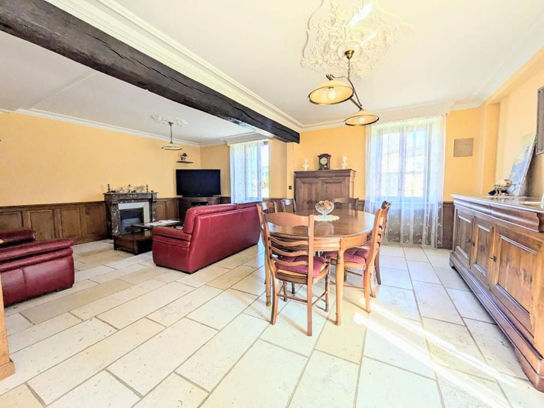 FREMAINVILLE EXCLUSIVITE PROPRIETES-PRIVEES - Corps de ferme à vendre sur Frémainville 2