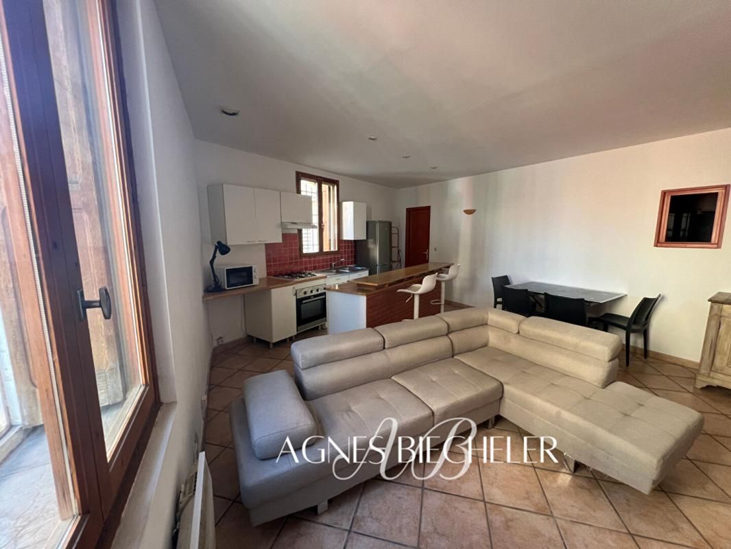 BAGES Appartement 2 pièce(s) 50 m2 3