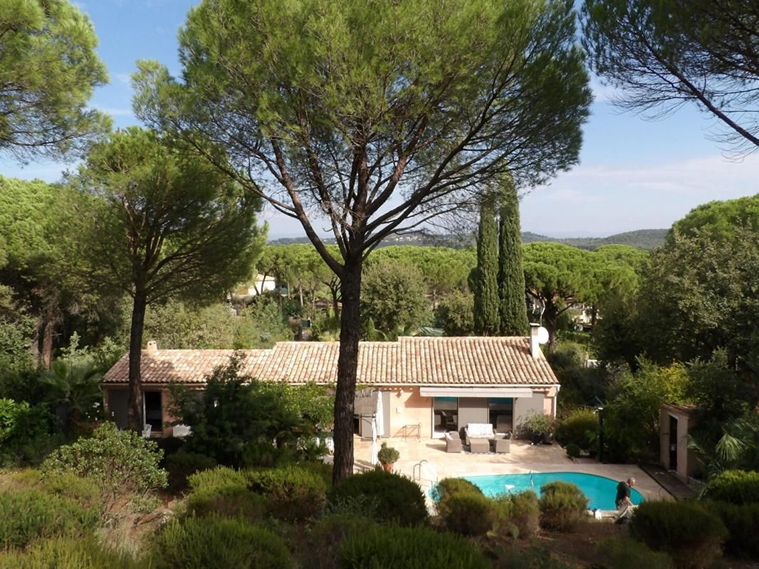 VIDAUBAN Vidauban, Quartier Résidentiel, villa 4 chambres piscine 2