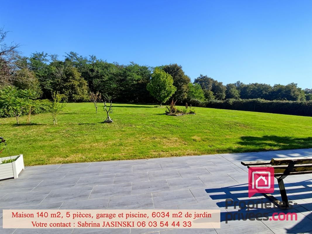 BAZAS Maison de Plain-Pied 140 m² avec Piscine, Garage et 6000 m² de jardin 3
