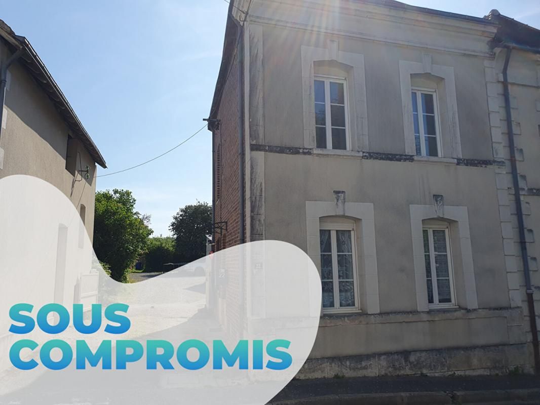 Maison de bourg avec jardin
