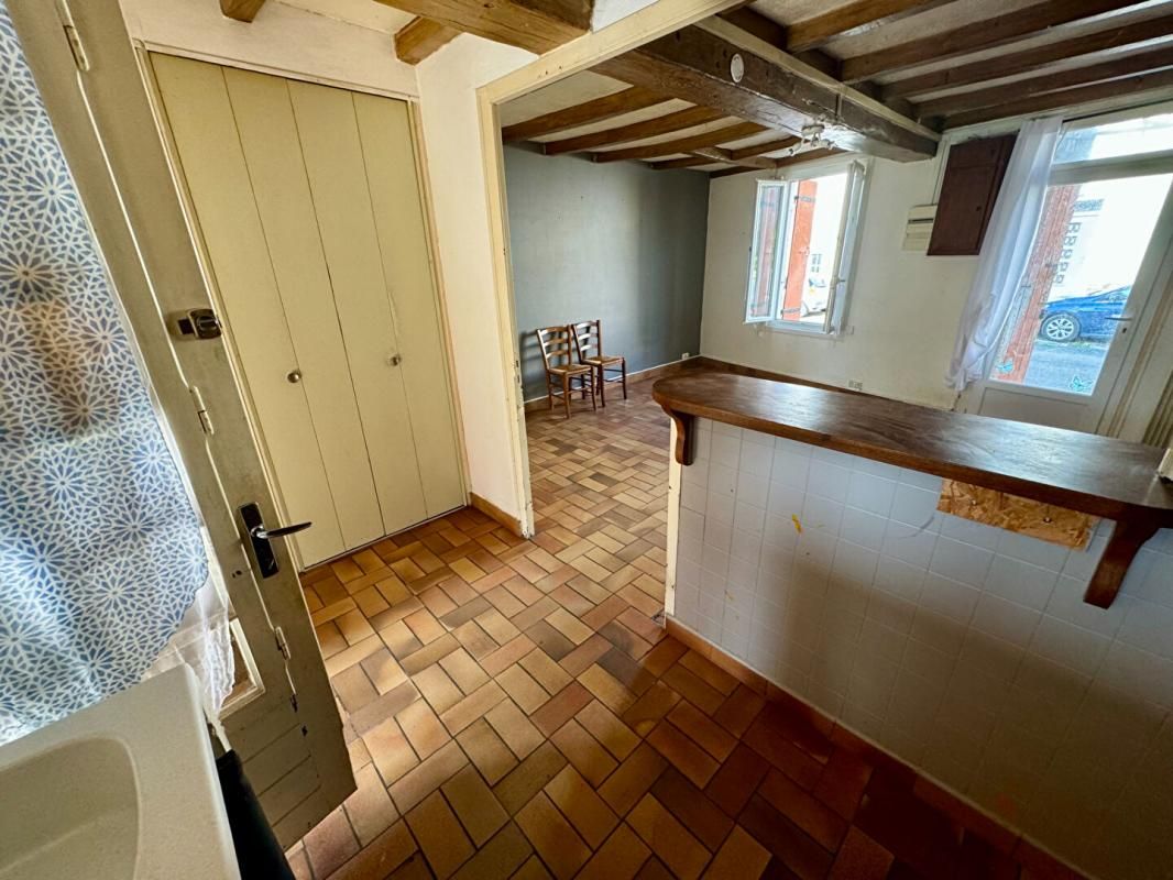 CHANIERS Maison Chaniers 5 pièce(s) 76 m2 Jardin garage 74 m² 3