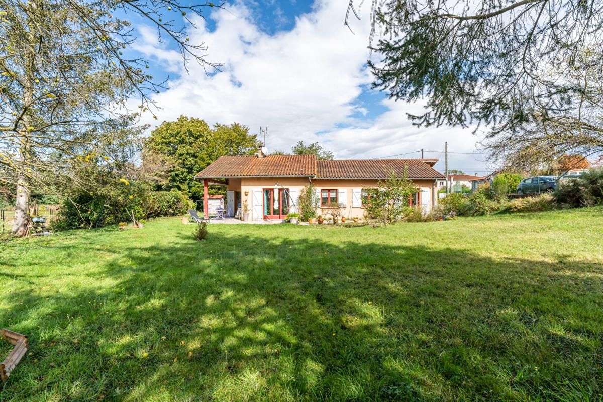 Maison  de plain-pied 5 pièce(s) 110 m2