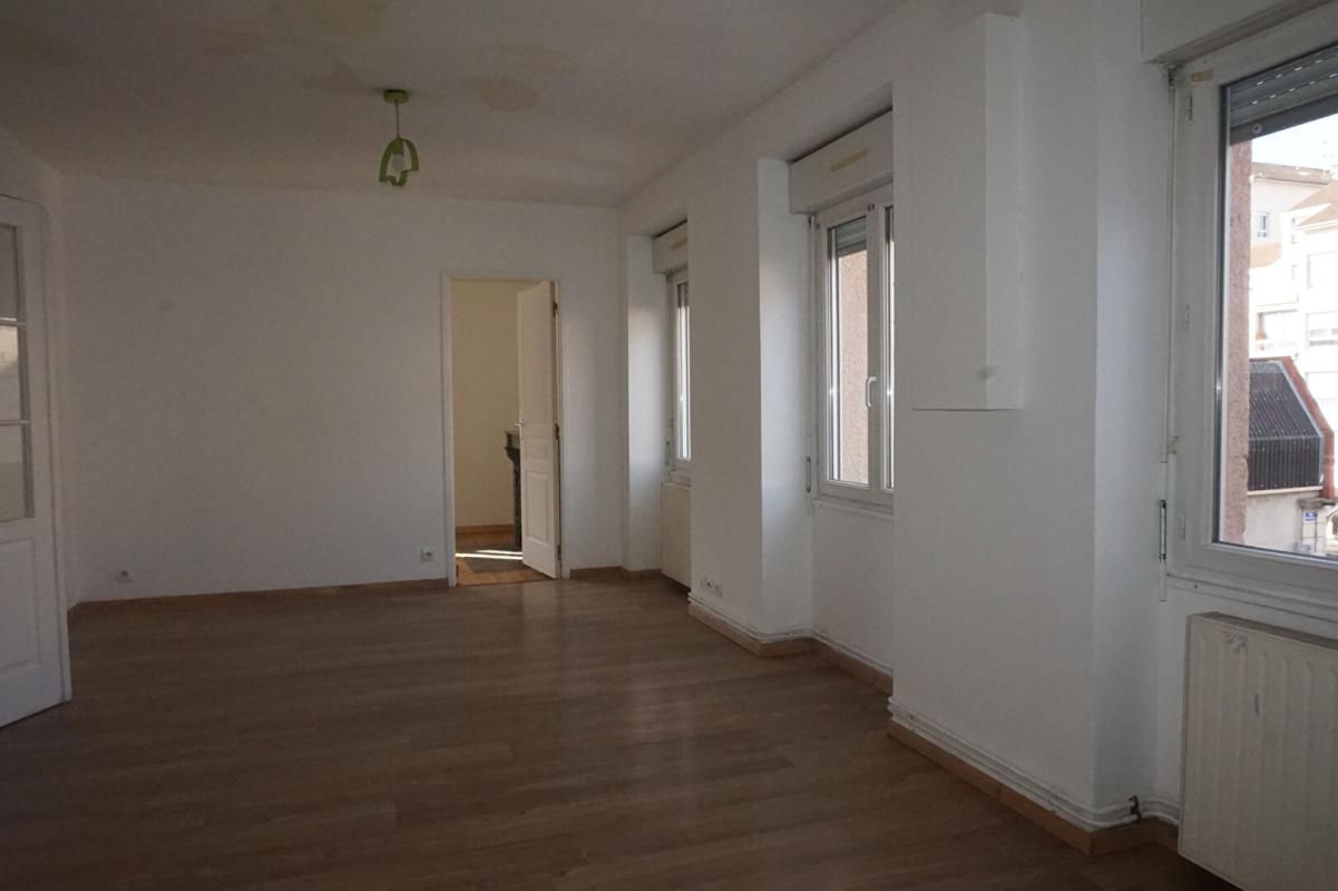 FIRMINY FIRMINY CENTRE 42700 T3 53 m² 2 CHAMBRES 2