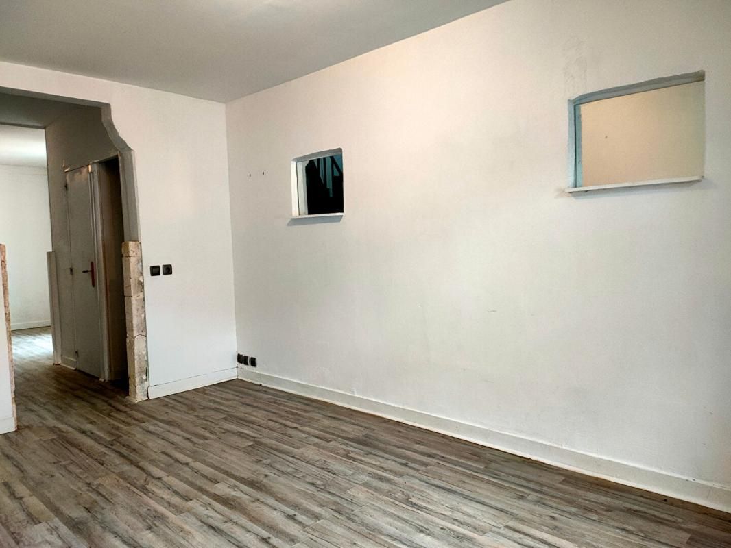 CREON APPARTEMENT 40 M² -  3 PIECES - CENTRE BOURG 4