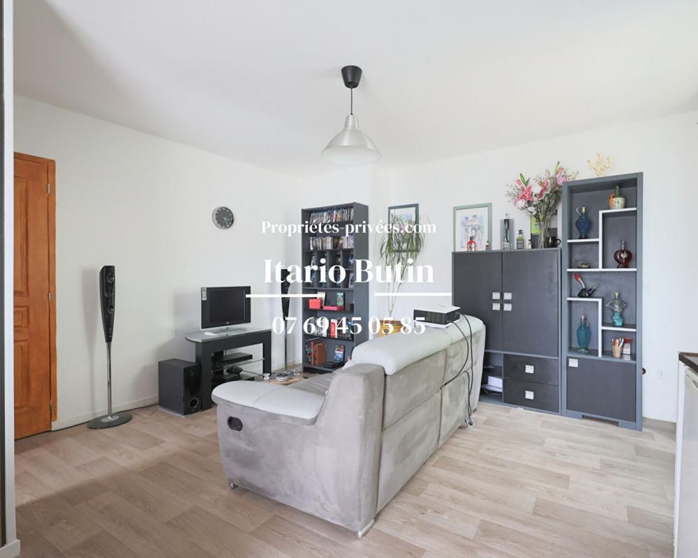 BEDARIEUX Immeuble Bedarieux 6 lots 220 m2 2