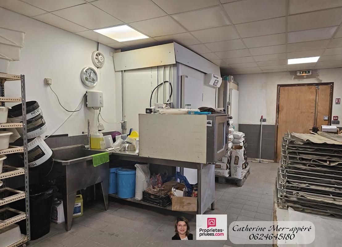PORNIC LOIRE ATLANTIQUE - SECTEUR PORNIC -  BOULANGERIE PATISSERIE SANDWICHERIE 120 m² 3