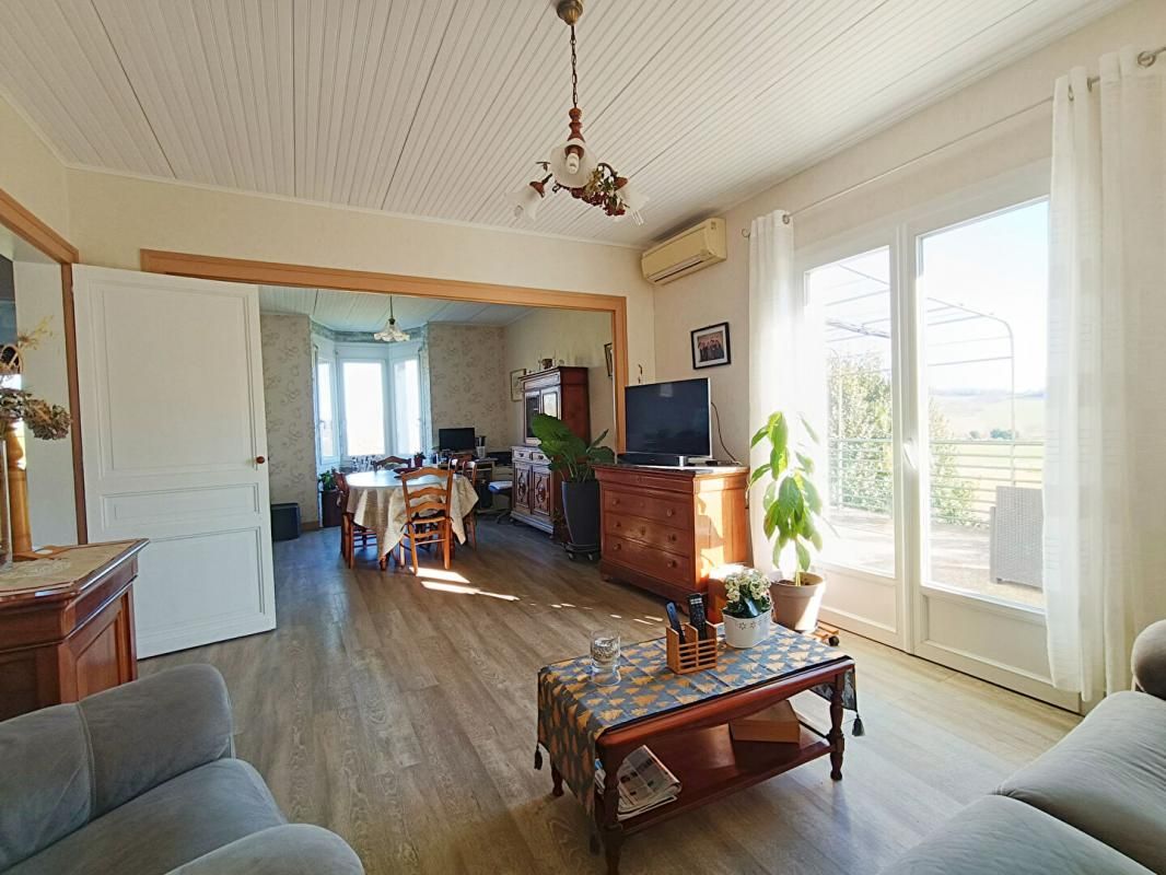 Maison Monclar 5 pièce(s) 114 m2