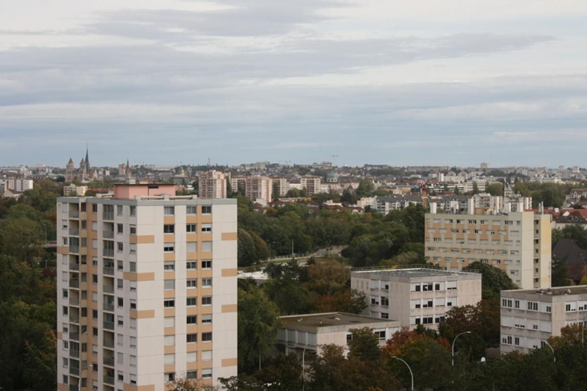 DIJON Dijon - Tire-Pesseau - Appartement T2 47 m2 2