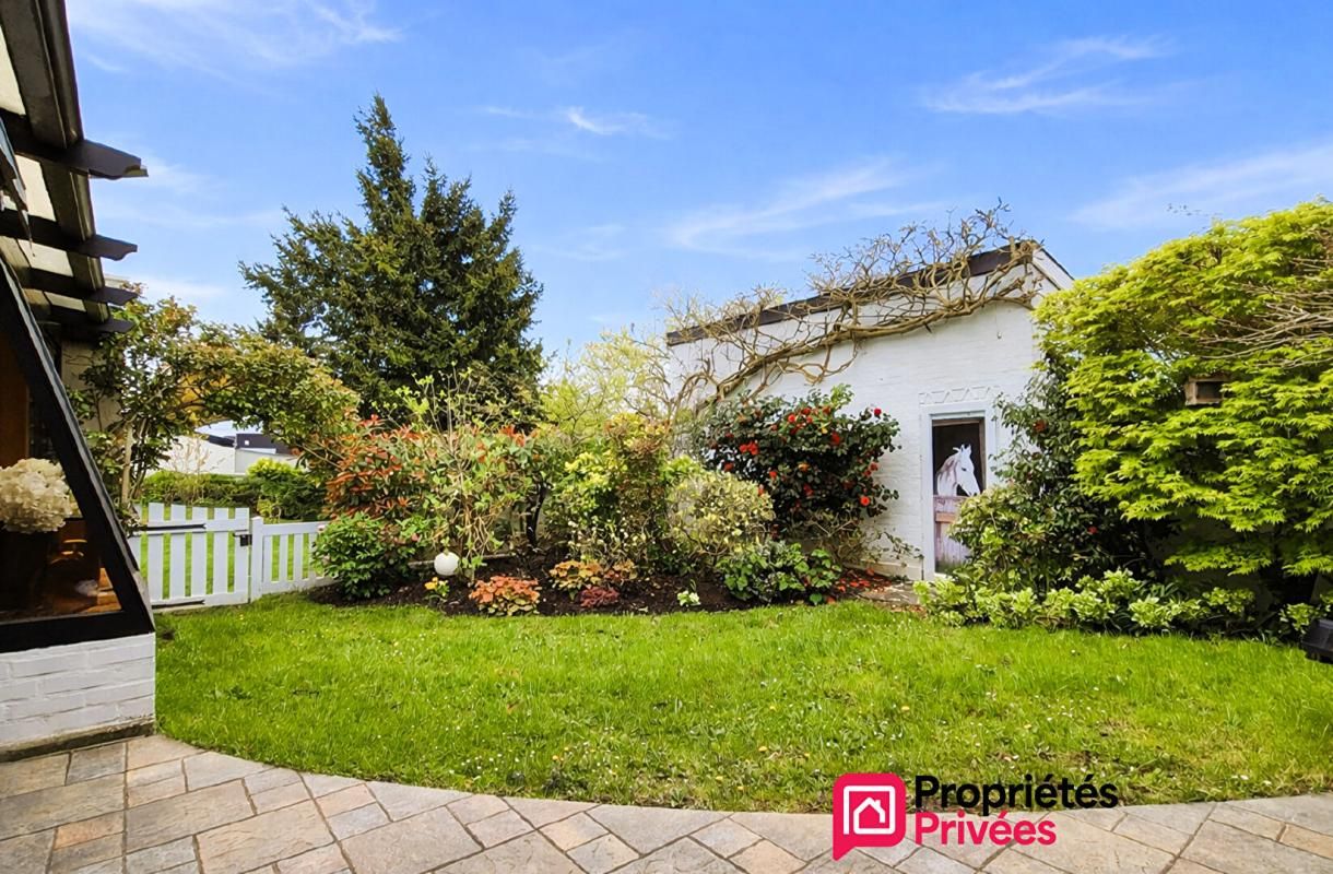 VALENCIENNES PROPRIETES PRIVEES COTE D'OPALE vous propose : 1