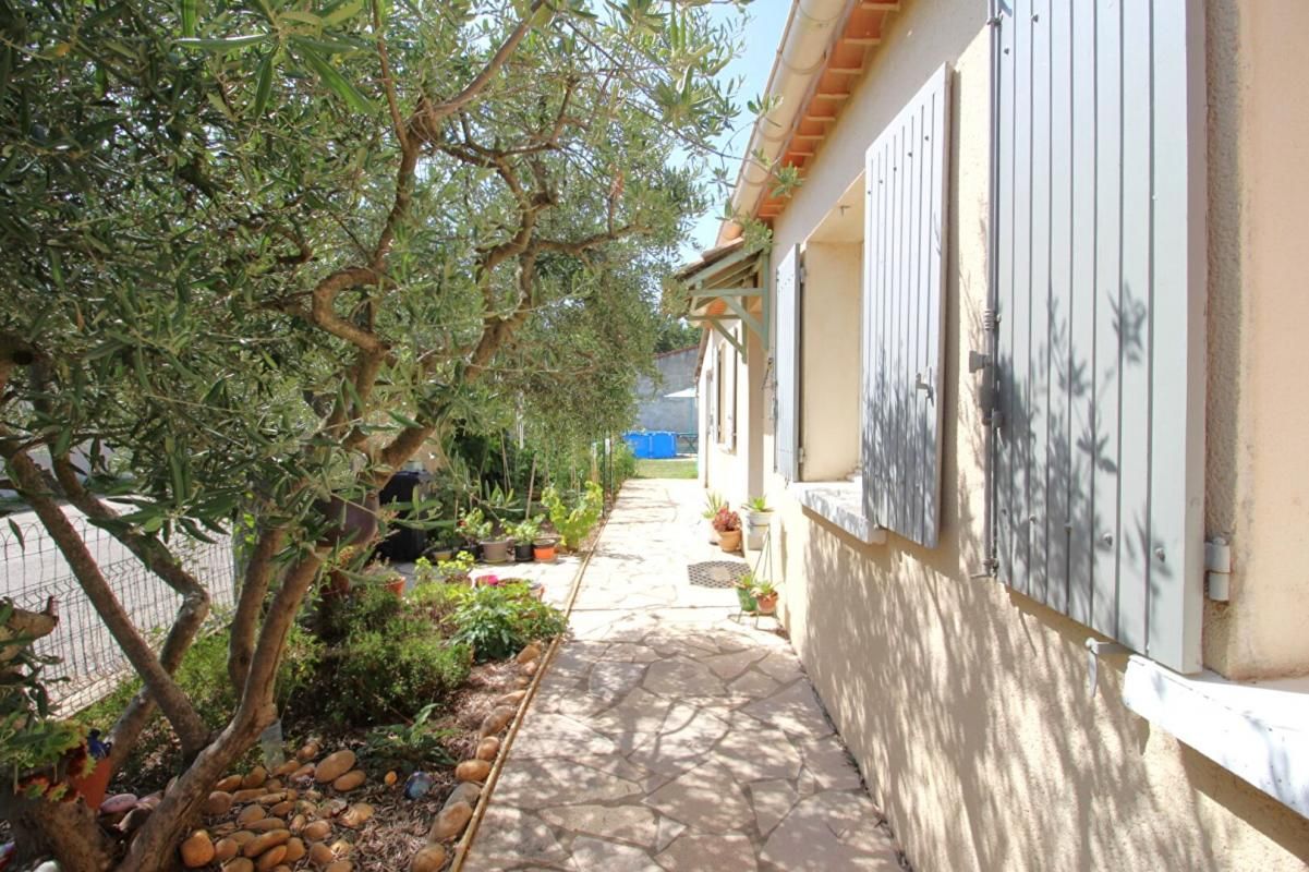 Maison Saint Victor La Coste 4 pièces 93 m²