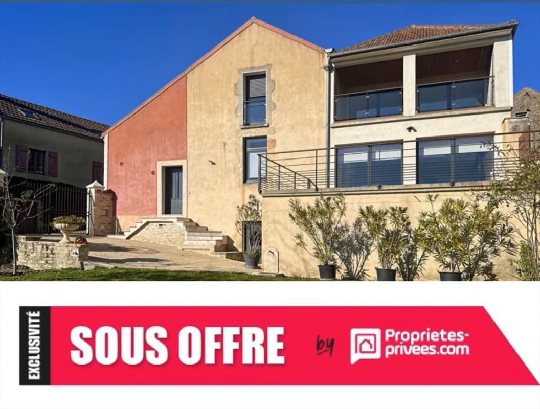 Une perle rare à 5 mn d'Avallon : Votre future maison avec vue panoramique