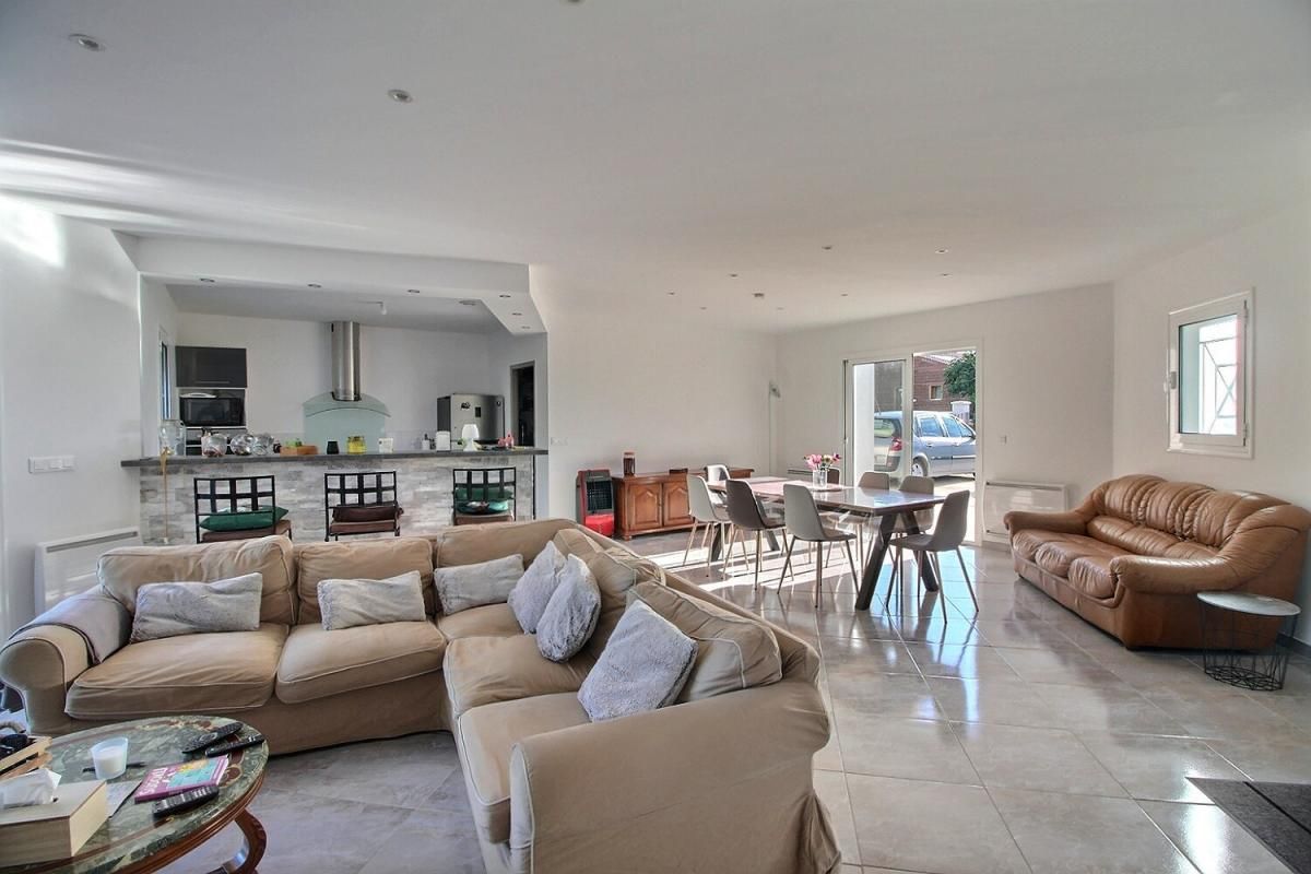 MEURSAC Maison 5 pièce(s) 125 m2 MEURSAC 2