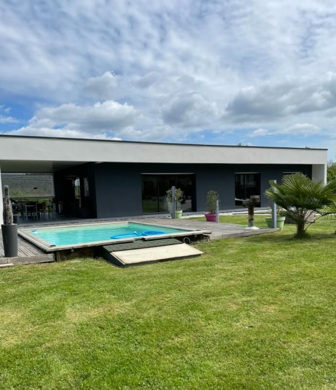 Maison d'architecte Bassillac Et Auberoche 5 pièce(s) 140 m2