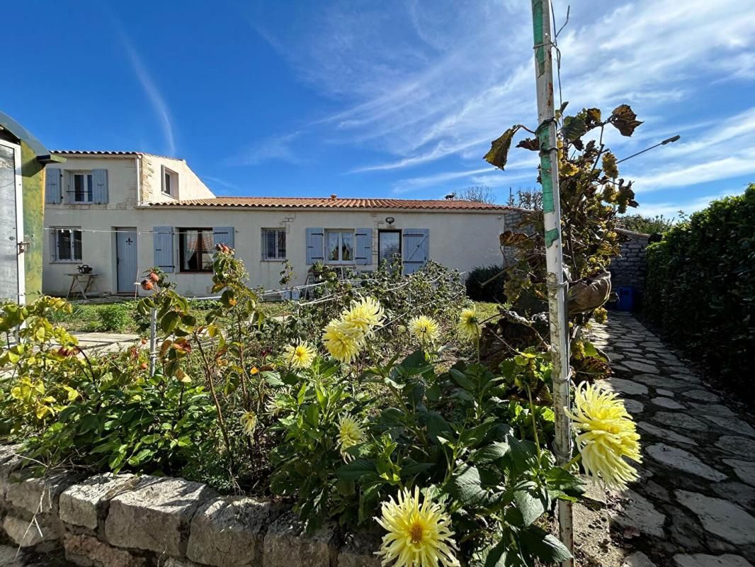 17650 - Maison à Etage 5 pièce(s) 115 m² - Saint Denis d'Oléron -