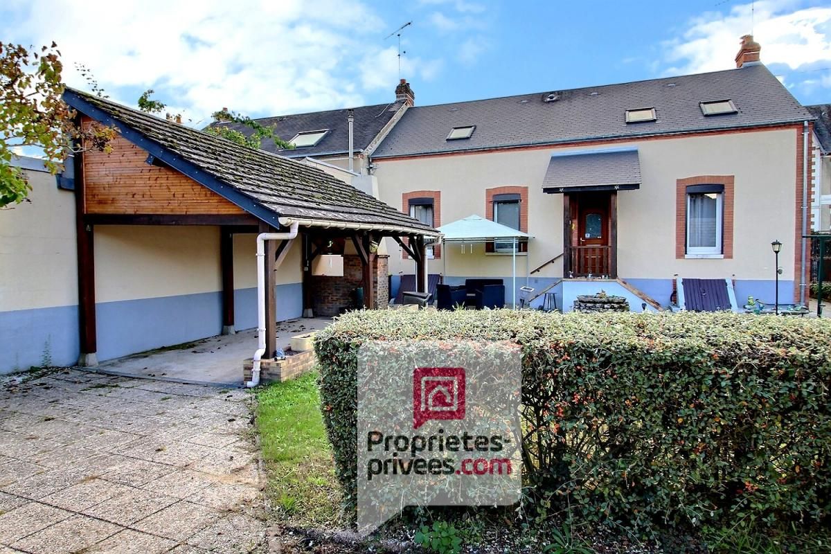 CHALETTE-SUR-LOING 10 mn à pied gare de MONTARGIS - A VENDRE MAISON de VILLE 5 PIECES 130 m2 3