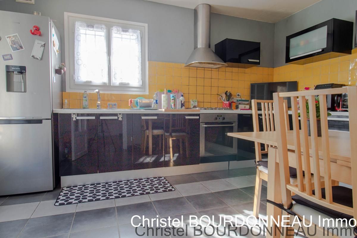 CLAYE-SOUILLY Maison 6 pièce(s) 167 m2 4