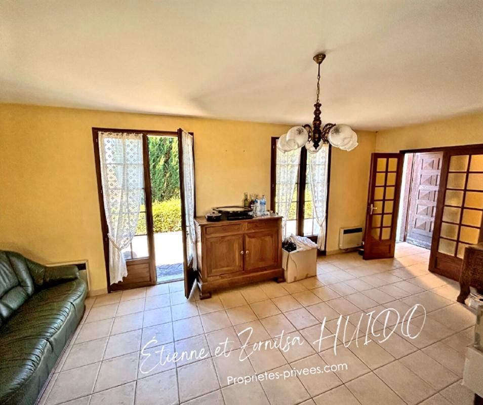 PRUNIERS Maison Pruniers 7 pièce(s) 134 m2 4