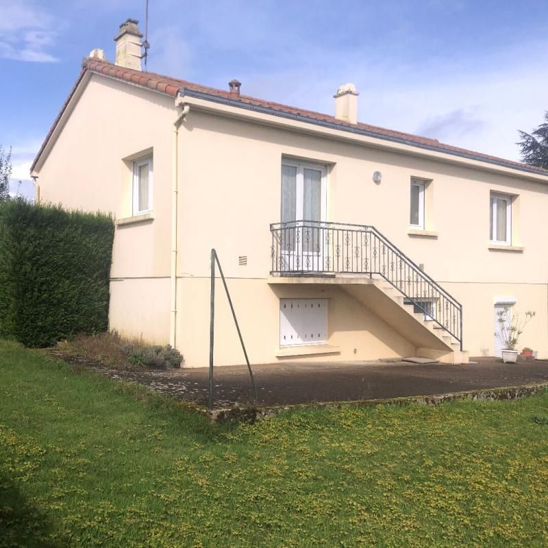 LA VERRIE Maison La Verrie 4 pièces 75 m2 4