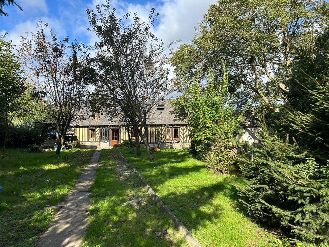 14100 Hermival les Vaux Maison 7 pièces - 5000 m² 221 000 Euros