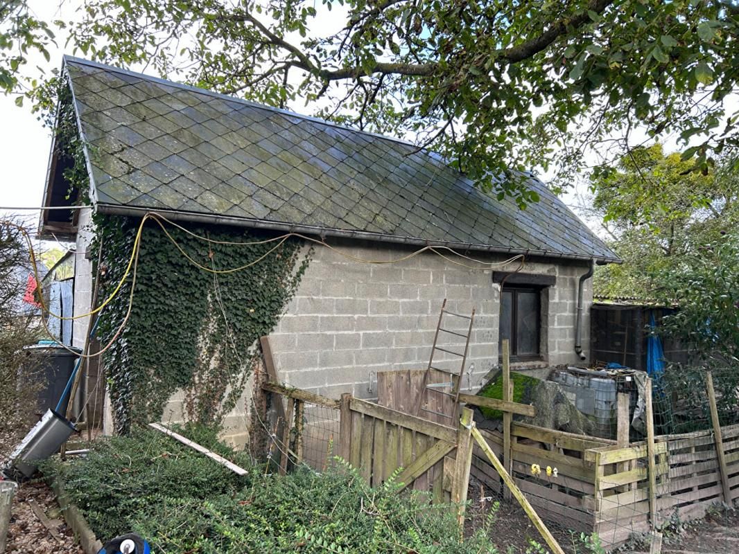HERMIVAL-LES-VAUX 14100 Hermival les Vaux Maison 7 pièces - 5000 m² 221 000 Euros 2