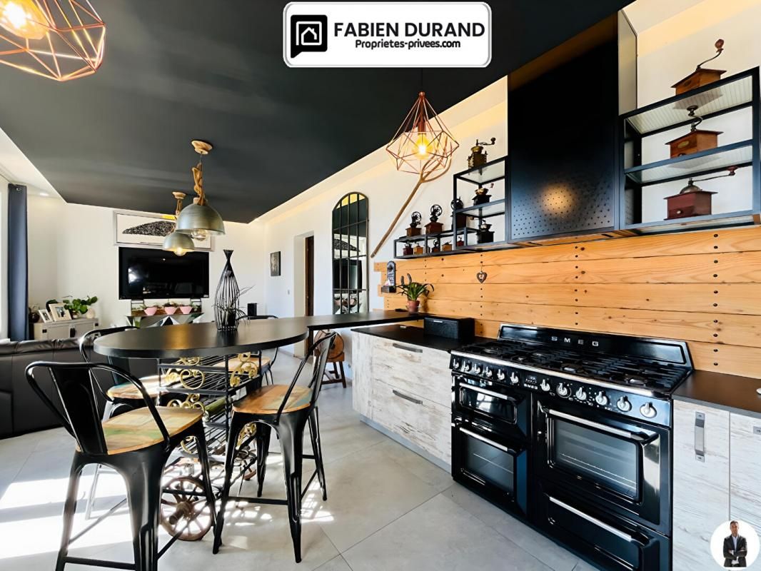 Maison 130 m² lumineuse avec hauts plafonds et grand jardin privatif