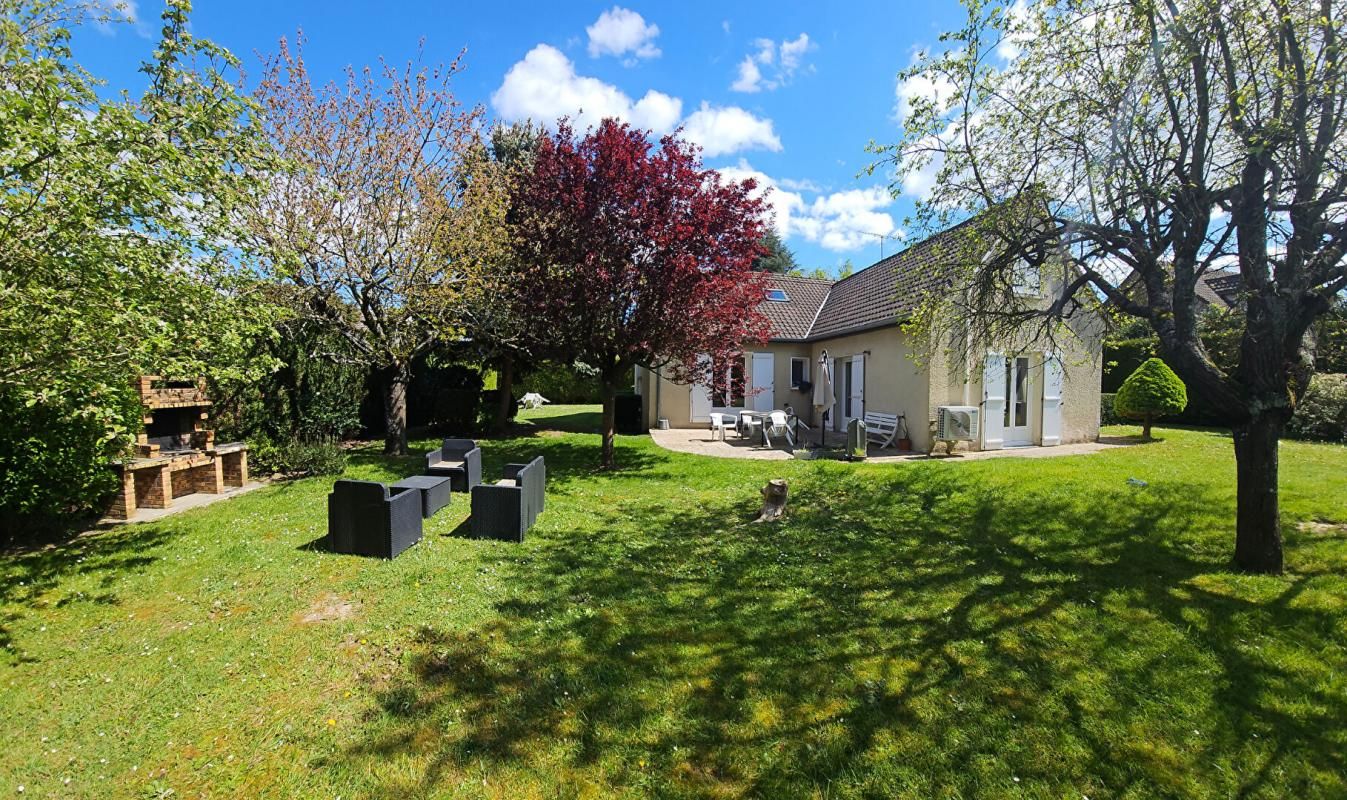 GAMBAIS Houdan 7 mn / Gambais 5 mn / Maison familiale idéalement située 2