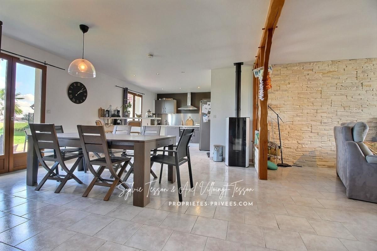 ASCHERES-LE-MARCHE Maison Ascheres Le Marche 3