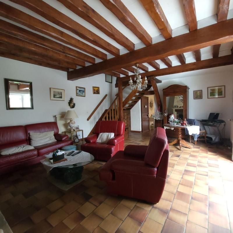 Maison Breux sur Avre (27570) 6 pièce(s) 120 m2 + Véranda de 23 m², 4 chambres, garage, atelier, abris de jardin, terrain clos de 498 m² prix HAI de 178 860