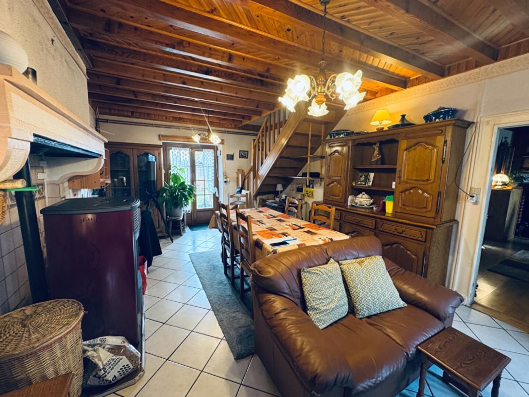 PREMERY Jolie maison mitoyenne à Premery 4