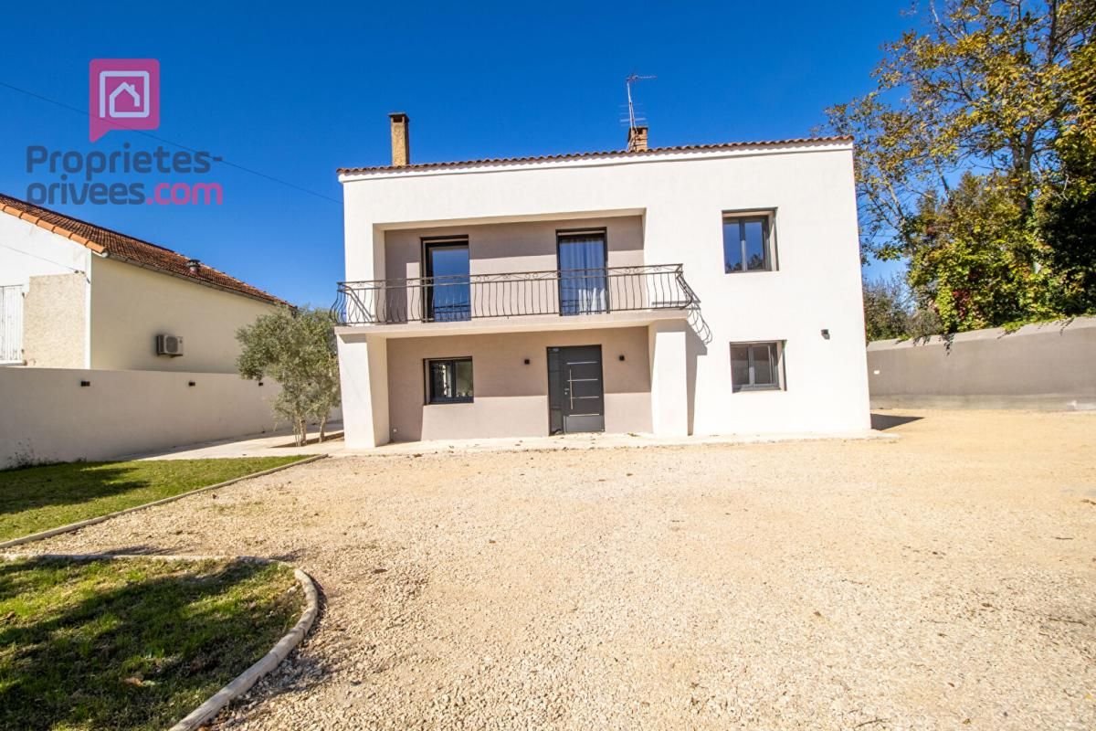 Maison Vedène 7 pièce(s) 170 m2 terrain 650m2 AVEC PISCINE