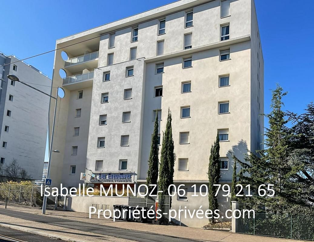 F2 avec parking en résidence étudiante
