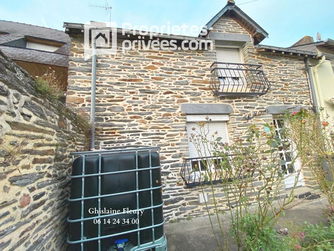 SAINT-MARTIN-SUR-OUST Saint-Martin Sur Oust (56200) Maison pierre 2 chambres, jardin clos et garage 2
