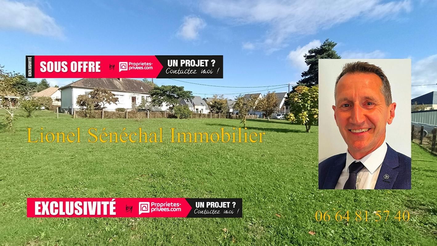 Terrain à bâtir entièrement plat de plus de 3 000 m2 avec une maison de 95 m2 avec travaux à prévoir