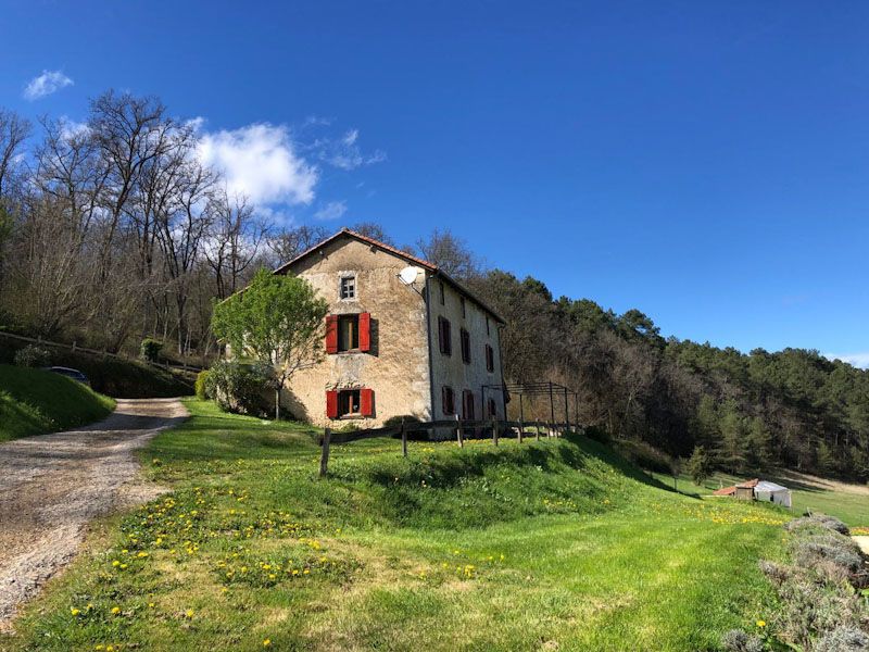 MONTREM Magnifique corps de ferme (538 m2) situé sur plus de 11 hectares 4