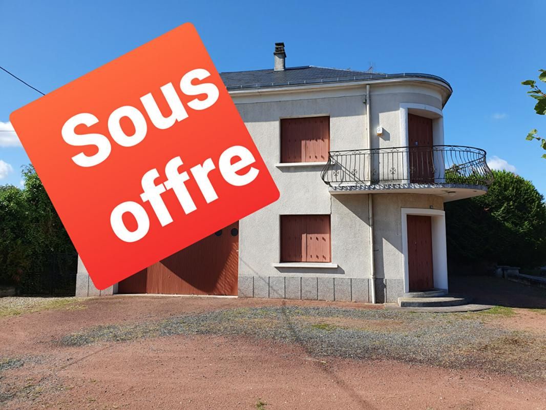 Maison 6 pièce(s) 210 m2 + Garage avec parc de 1771 m2